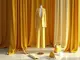 shania-geiss-begeistert-mit-luxurioesem-buttergelb-outfit-fuer-5-000-euro